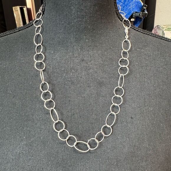 Sterling Silver Oval Link Necklace stamped 925!l length 28 inches